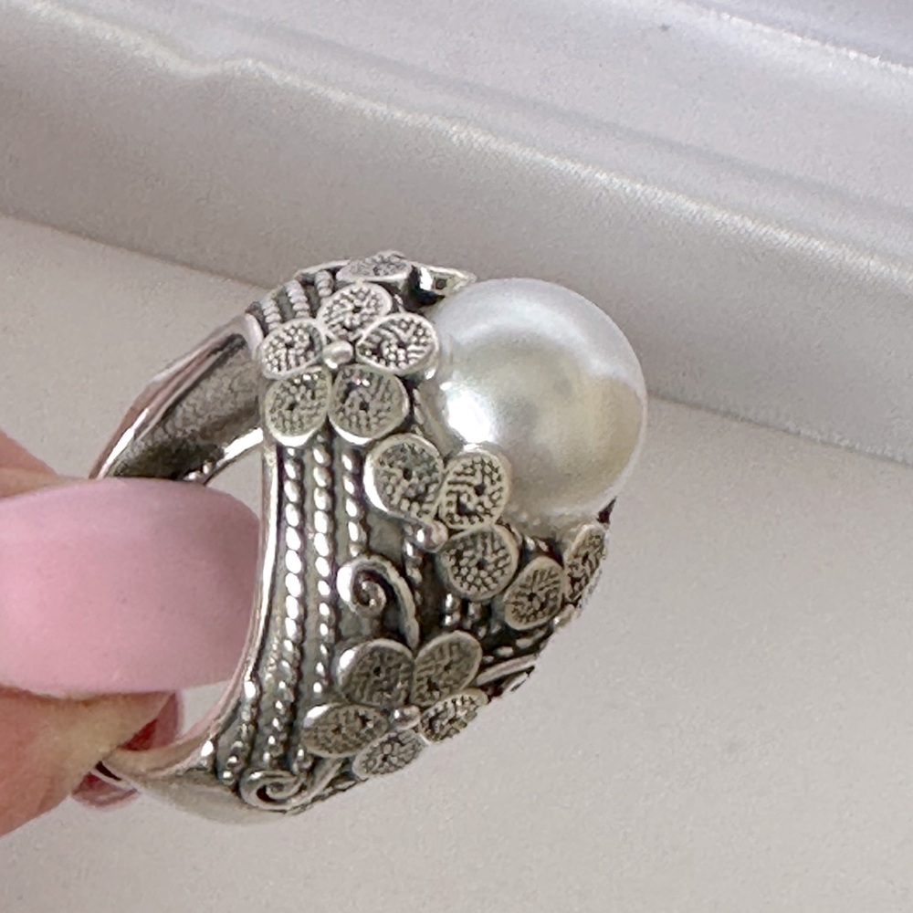 Vintage Chinese Filigree Stainless Steel Ring.